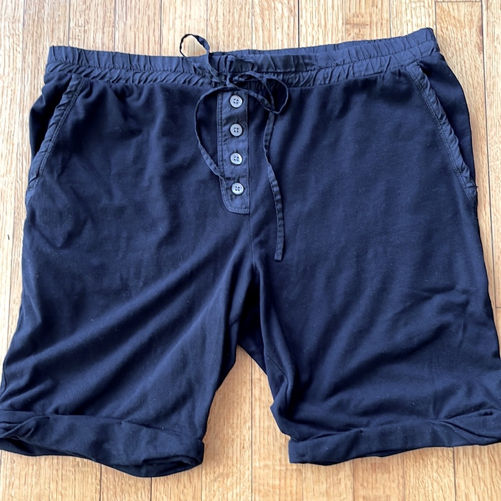 Theory cute shorts. Great summer outfits.
